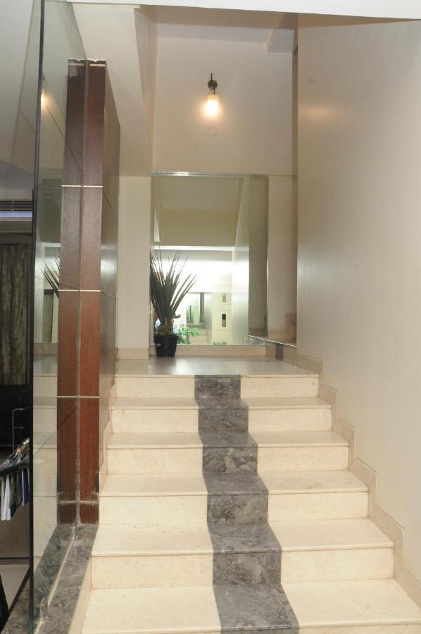 Suvarna Regency Hassan Luaran gambar