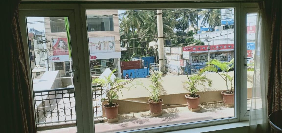 Suvarna Regency Hassan Luaran gambar